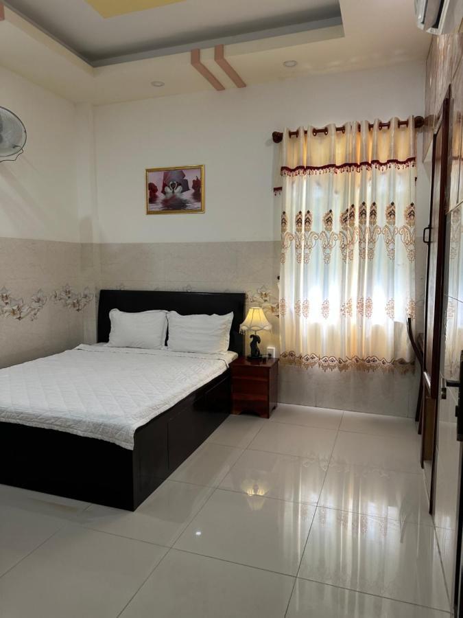 Ngoc Nam Hotel Ham Tan Buitenkant foto