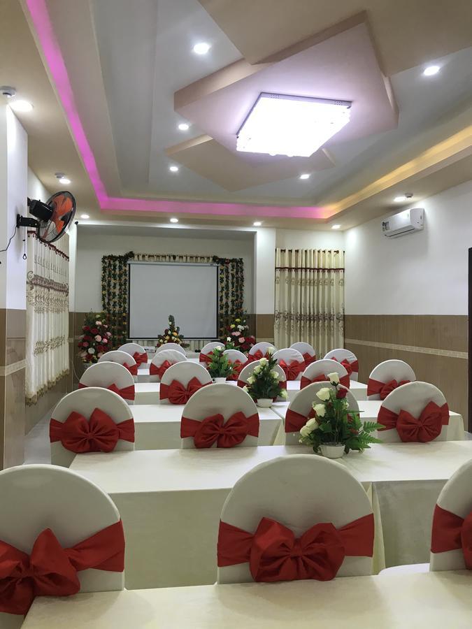Ngoc Nam Hotel Ham Tan Buitenkant foto