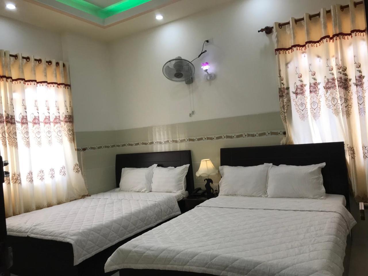 Ngoc Nam Hotel Ham Tan Buitenkant foto
